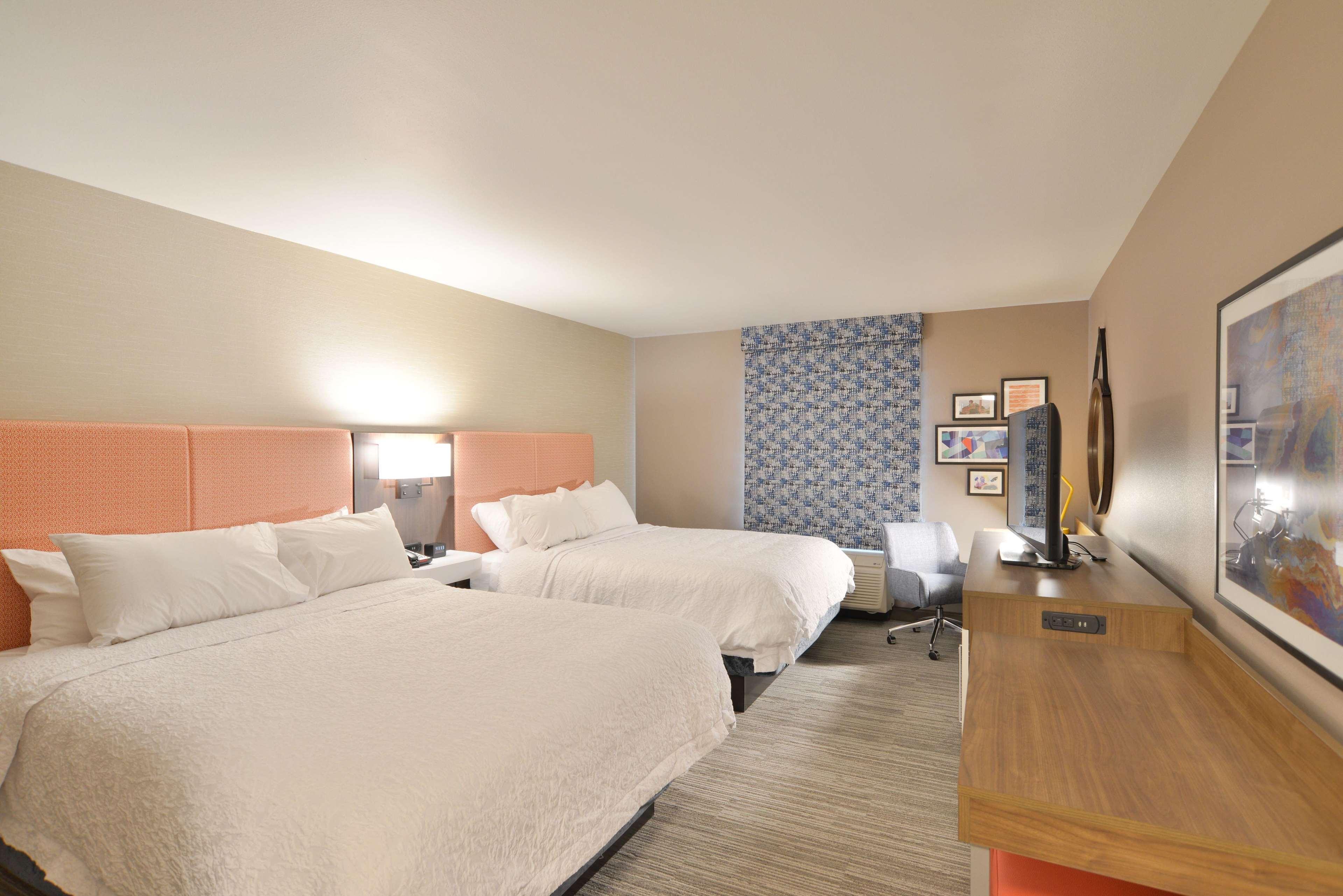 Hampton Inn & Suites Menomonie-Uw Stout Exterior foto