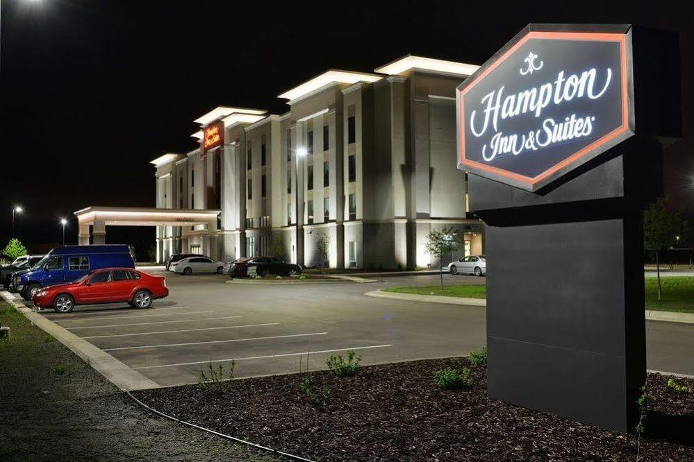 Hampton Inn & Suites Menomonie-Uw Stout Exterior foto